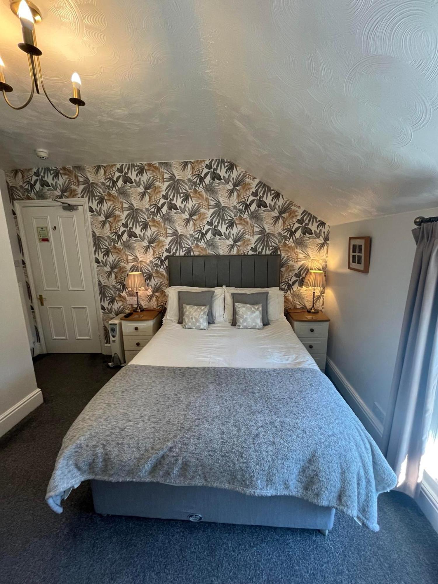 Bryn Derwen Guest House كونوي الغرفة الصورة