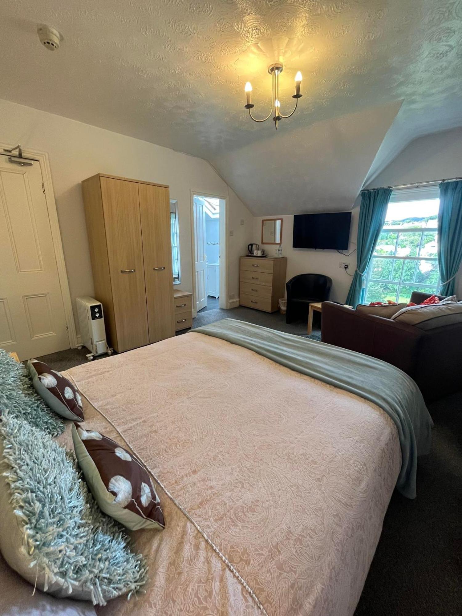 Bryn Derwen Guest House كونوي الغرفة الصورة